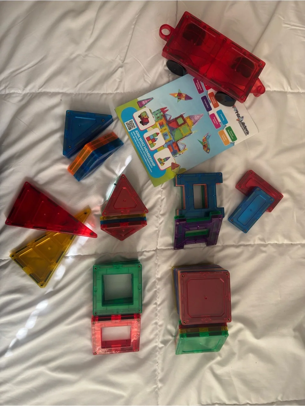 Magnetic Construction Tiles Set — Multicolor Creative Building Kit